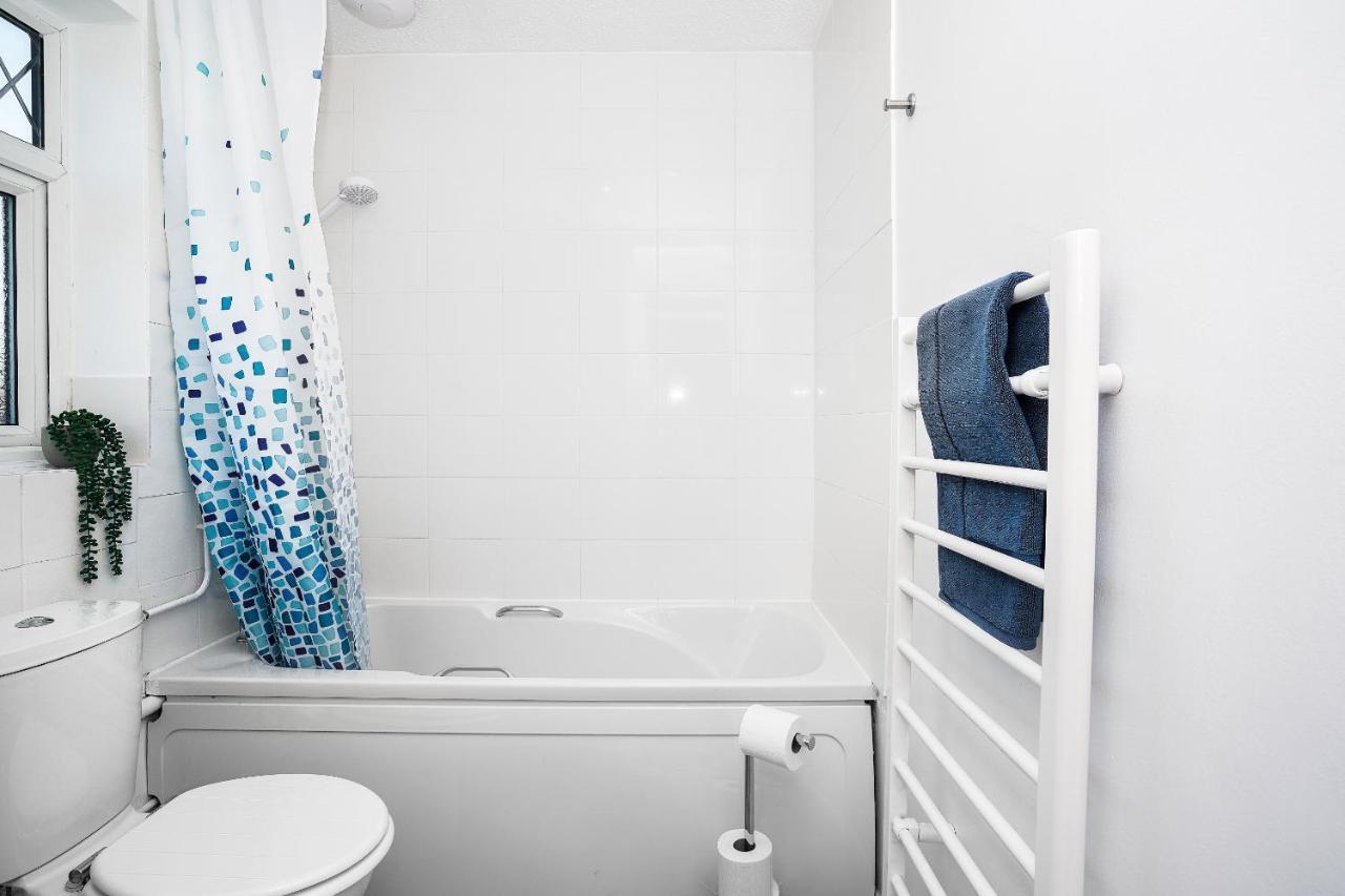Springland Close Ипсуич Екстериор снимка